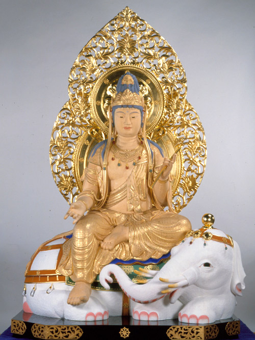 Sahasrabhuja statue, Maitreya bodhisattva statue, Samantabhadra bodhisattva and Mañjuśrī bodhisattva statue at Narita-san Shinshō-ji, Chiba